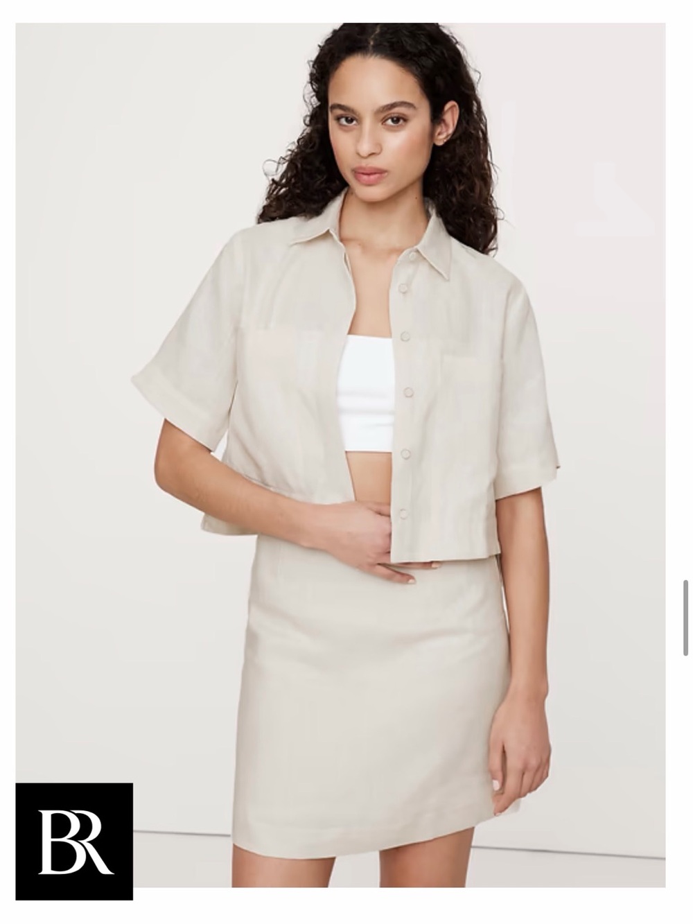 Banana Republic Cropped Button-Front Short-Sleeve Top in Light Beige